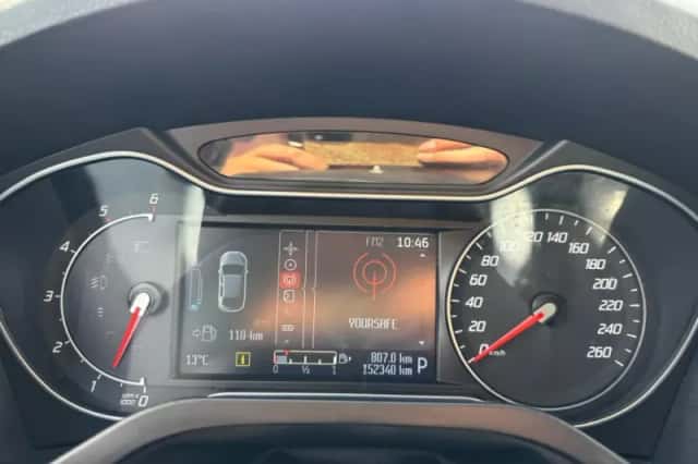 Ford S-Max (2012) thumbnail 17