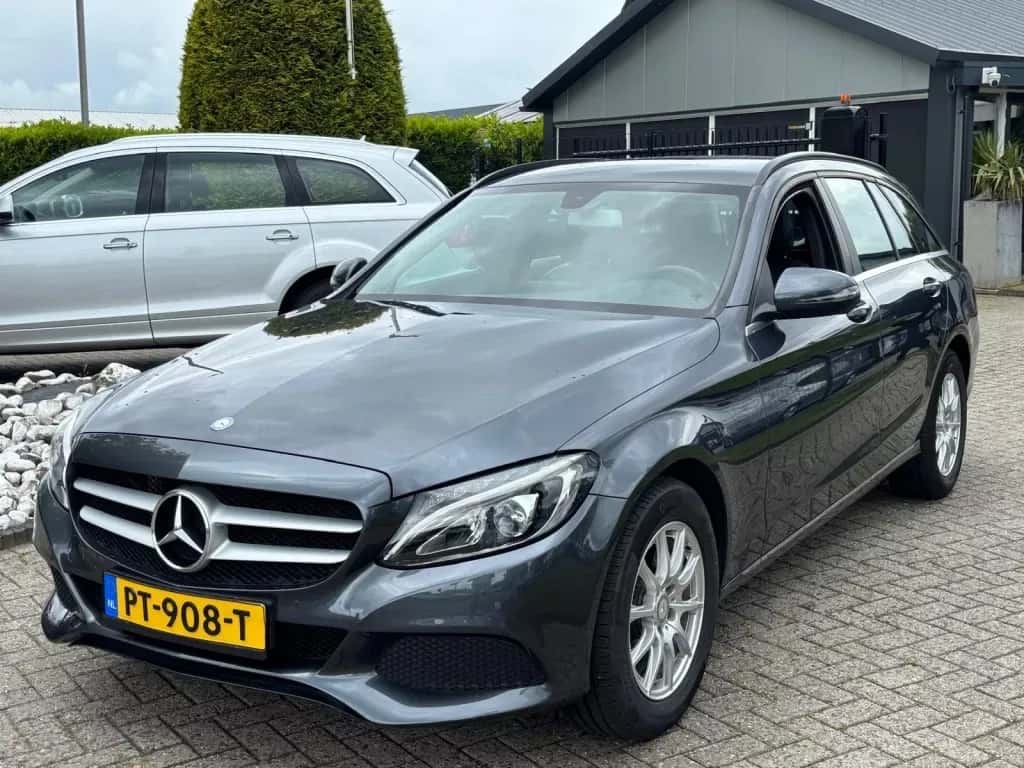 Mercedes-Benz C-Klasse (2016) — foto 1
