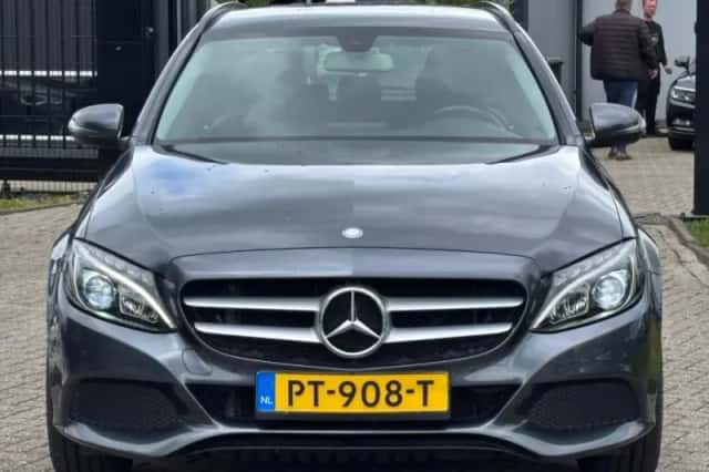 Mercedes-Benz C-Klasse (2016) thumbnail 2