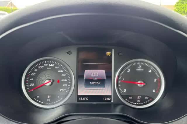 Mercedes-Benz C-Klasse (2016) thumbnail 16