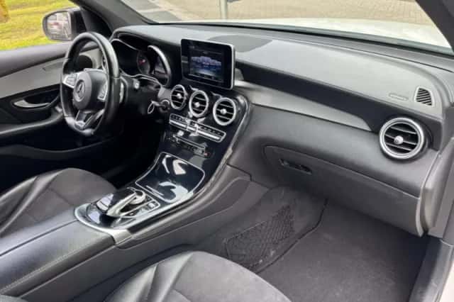 Mercedes-Benz GLC-Klasse (2015) thumbnail 9