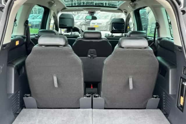 Peugeot 5008 (2012) thumbnail 19