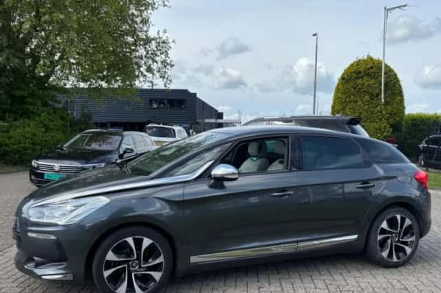 Citroën DS5 (2015) thumbnail 5
