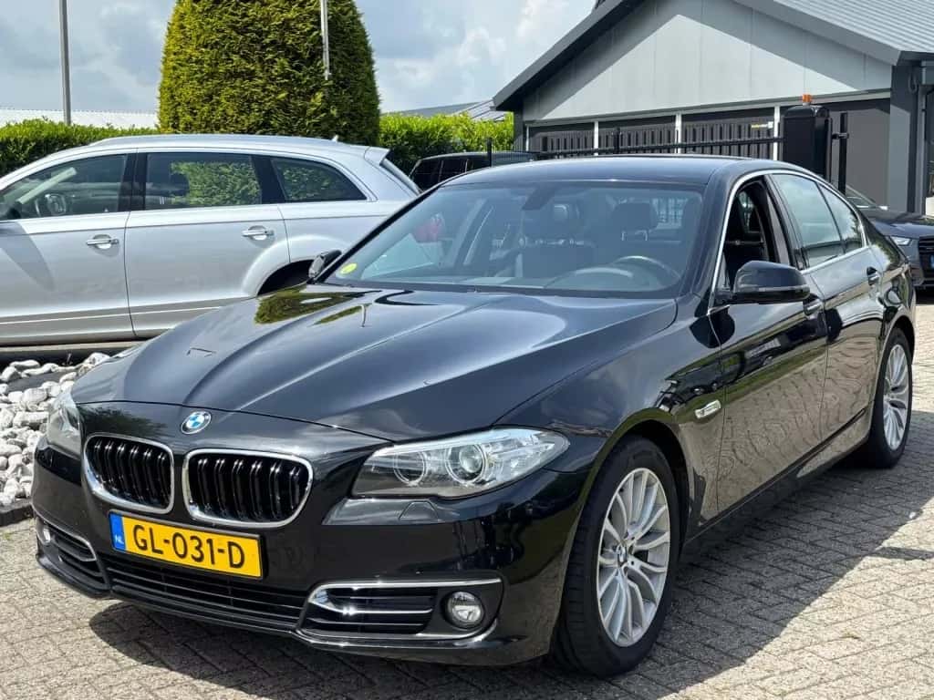 BMW 5-Serie (2013) — foto 1