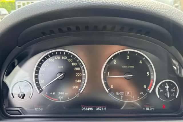 BMW 5-Serie (2013) thumbnail 13