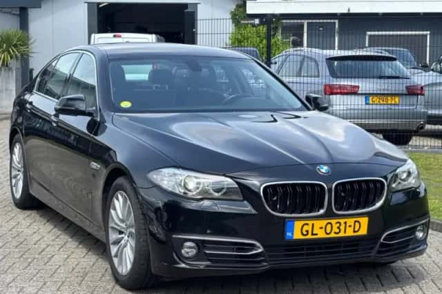 BMW 5-Serie (2013) thumbnail 3