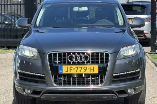 Audi Q7 (2014) thumbnail 2