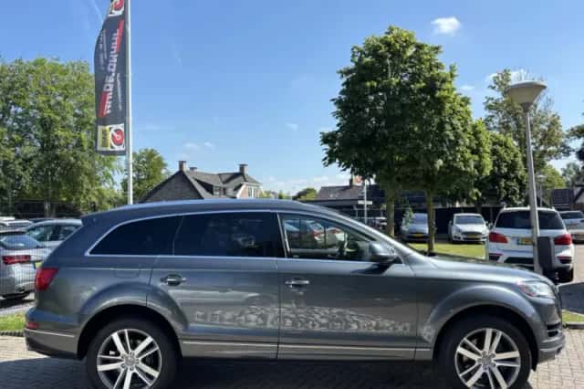 Audi Q7 (2014) thumbnail 4