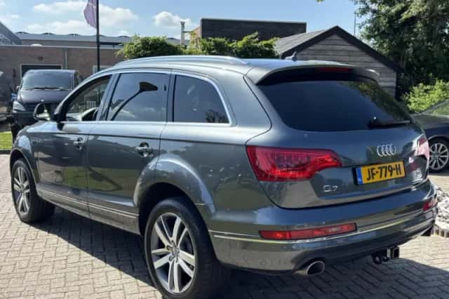 Audi Q7 (2014) thumbnail 7