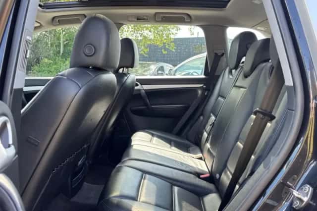 Porsche Cayenne (2005) thumbnail 13