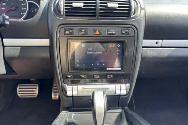 Porsche Cayenne (2005) thumbnail 19