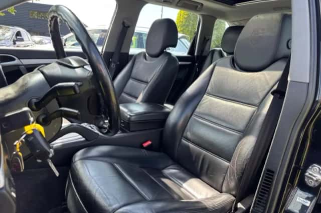 Porsche Cayenne (2005) thumbnail 23