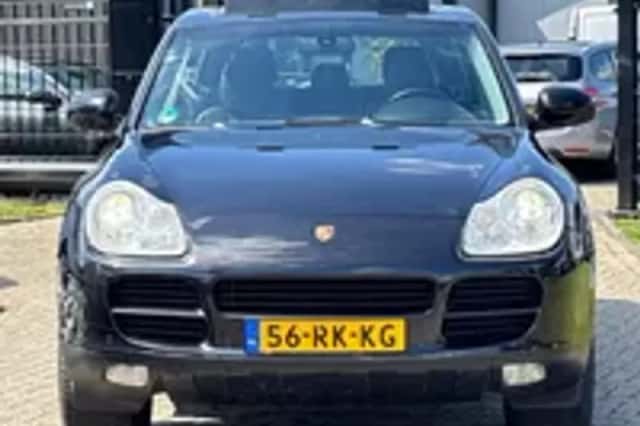Porsche Cayenne (2005) thumbnail 24