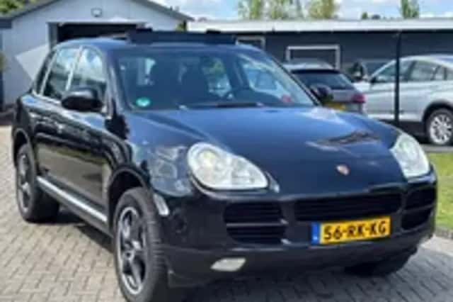 Porsche Cayenne (2005) thumbnail 25