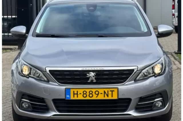 Peugeot 308 (2020) thumbnail 2