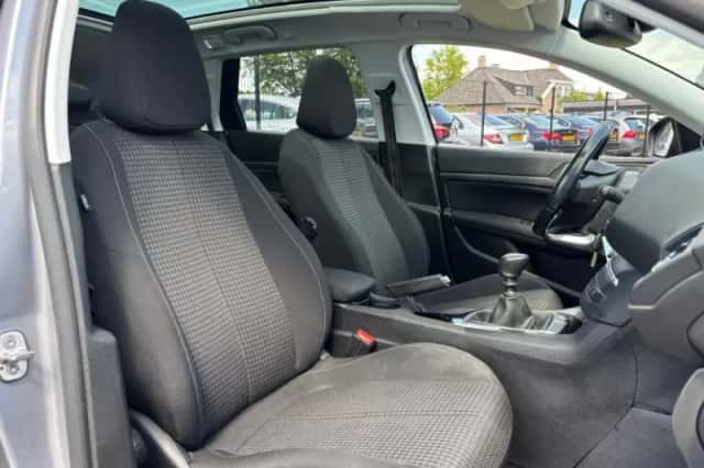 Peugeot 308 (2020) thumbnail 11
