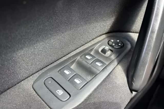 Peugeot 308 (2020) thumbnail 17