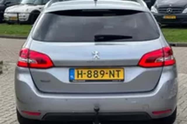 Peugeot 308 (2020) thumbnail 25