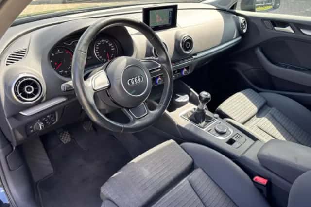 Audi A3 (2016) thumbnail 8