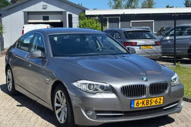 BMW 5-Serie (2013) thumbnail 3