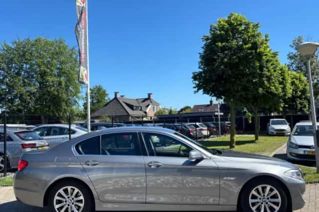 BMW 5-Serie (2013) thumbnail 4