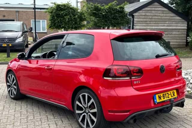 Volkswagen Golf (2012) thumbnail 3