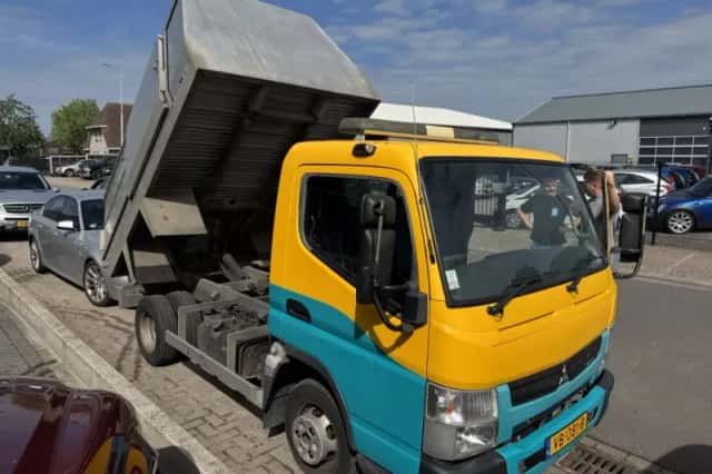 Mitsubishi Canter 3C13 Fuso (2013) thumbnail 5