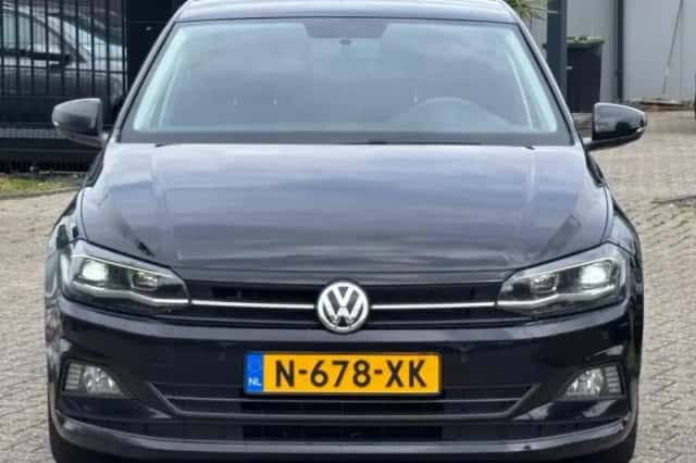 Volkswagen Polo (2018) thumbnail 2