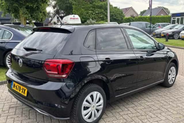 Volkswagen Polo (2018) thumbnail 5