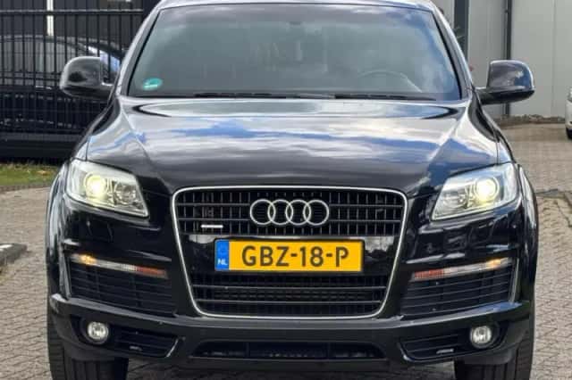 Audi Q7 (2007) thumbnail 2