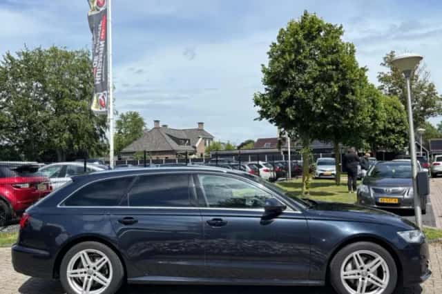 Audi A6 (2016) thumbnail 5