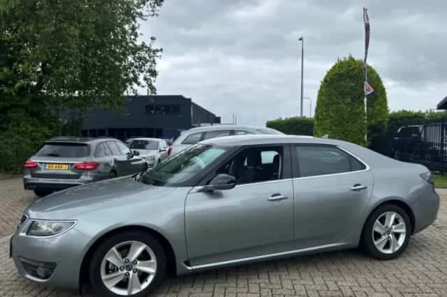 Saab 9-5 (2010) thumbnail 4