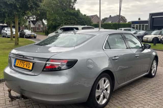 Saab 9-5 (2010) thumbnail 6