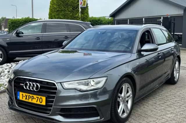 Audi A6 (2015) thumbnail 1