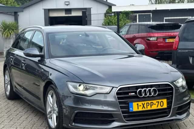 Audi A6 (2015) thumbnail 3
