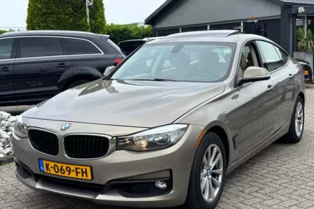 BMW 3-Serie (2014) thumbnail 1