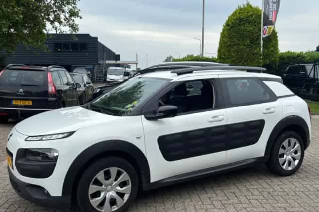 Citroën C4 Cactus (2017) thumbnail 4