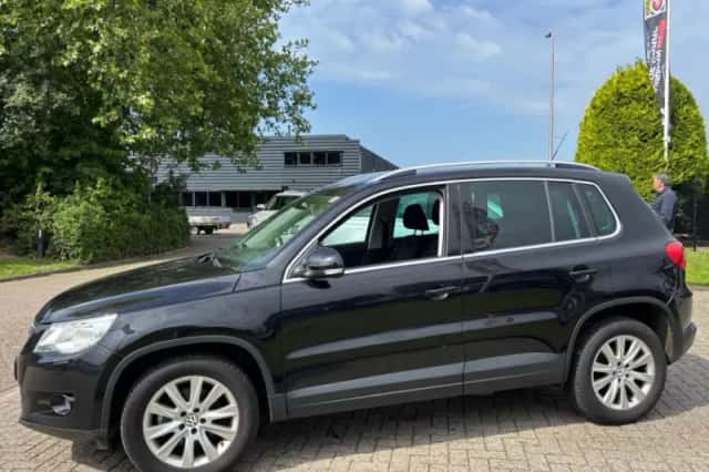 Volkswagen Tiguan (2008) thumbnail 4