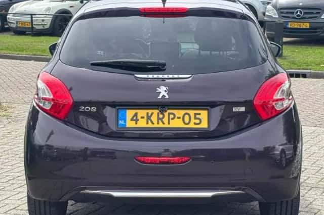Peugeot 208 (2013) thumbnail 6