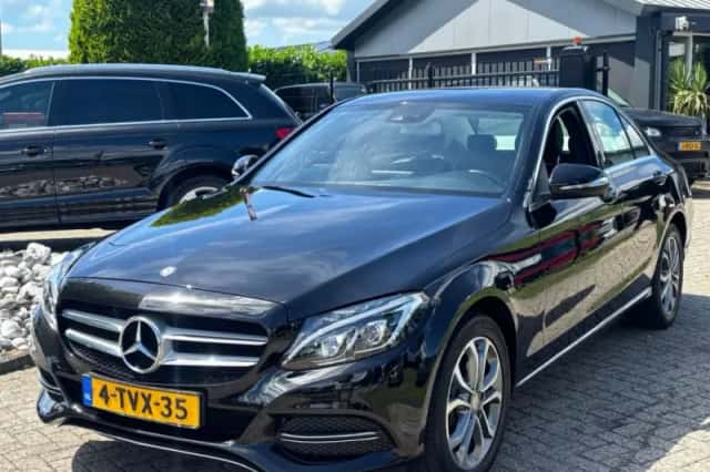 Mercedes-Benz C-Klasse (2014) thumbnail 1
