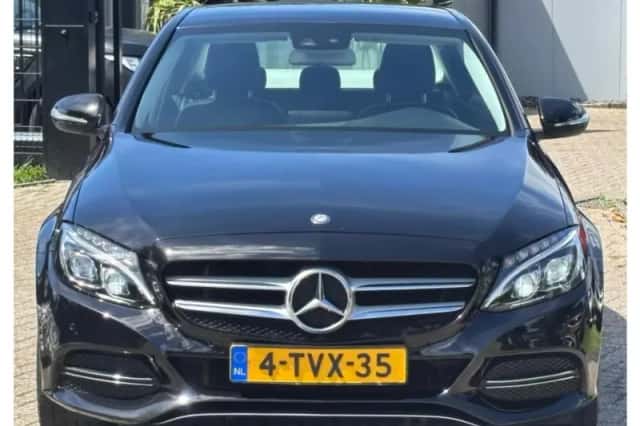 Mercedes-Benz C-Klasse (2014) thumbnail 2