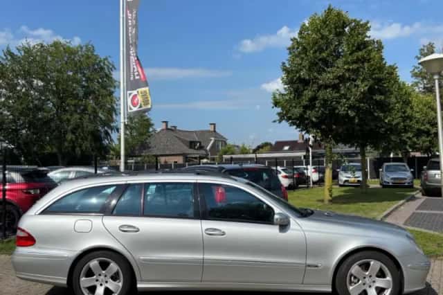 Mercedes-Benz E-Klasse (2003) thumbnail 4