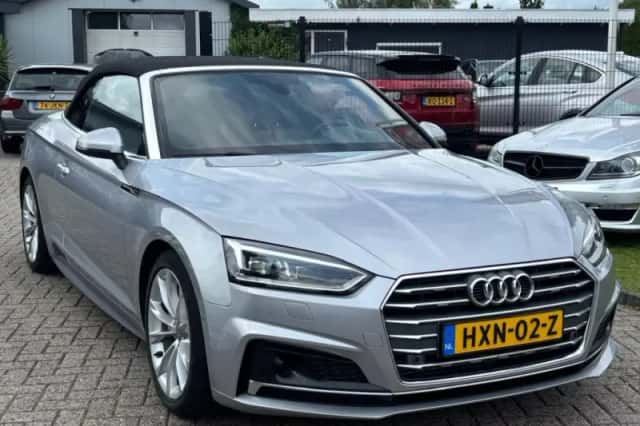 Audi A5 (2017) thumbnail 3