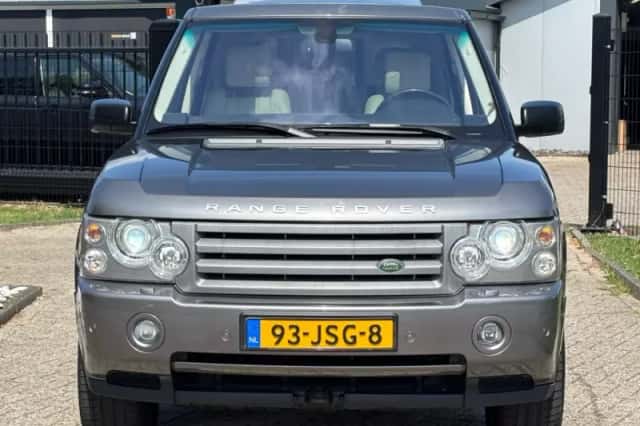 Land Rover Range Rover (2009) thumbnail 2