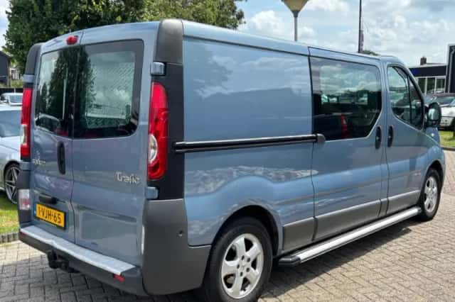Renault Trafic (2010) thumbnail 5