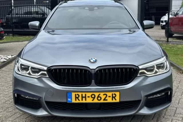 BMW 5-Serie (2017) thumbnail 2