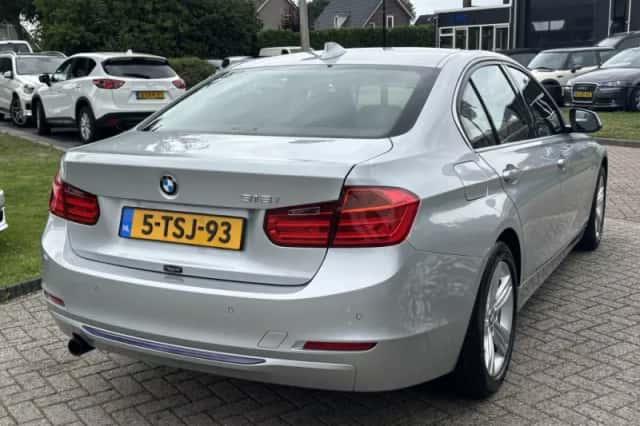 BMW 3-Serie (2014) thumbnail 5