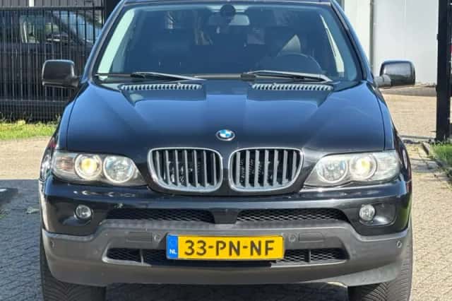 BMW X5 (2004) thumbnail 2