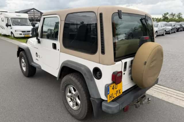 Jeep Wrangler (1999) thumbnail 3