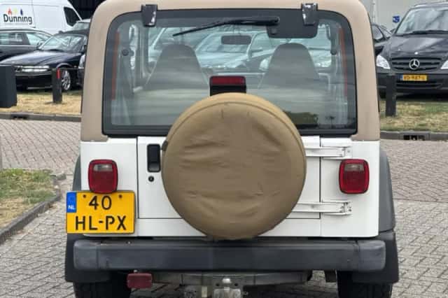 Jeep Wrangler (1999) thumbnail 6